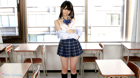 Nozomi Momoki 清純な制服姿 afterschool ももき希